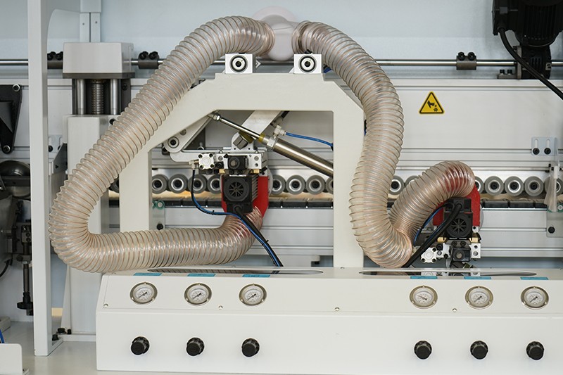 全自動(dòng)封邊機(jī)