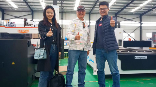 數(shù)控開(kāi)料機(jī)