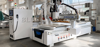 新型無孔工藝開料機有什么獨特之處？