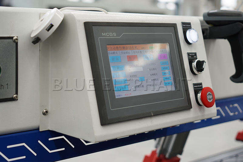 雙頭側(cè)孔機(jī)